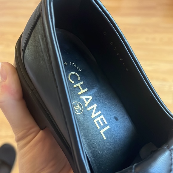 Chanel turnlock loafers 38 - Picture 11 of 15